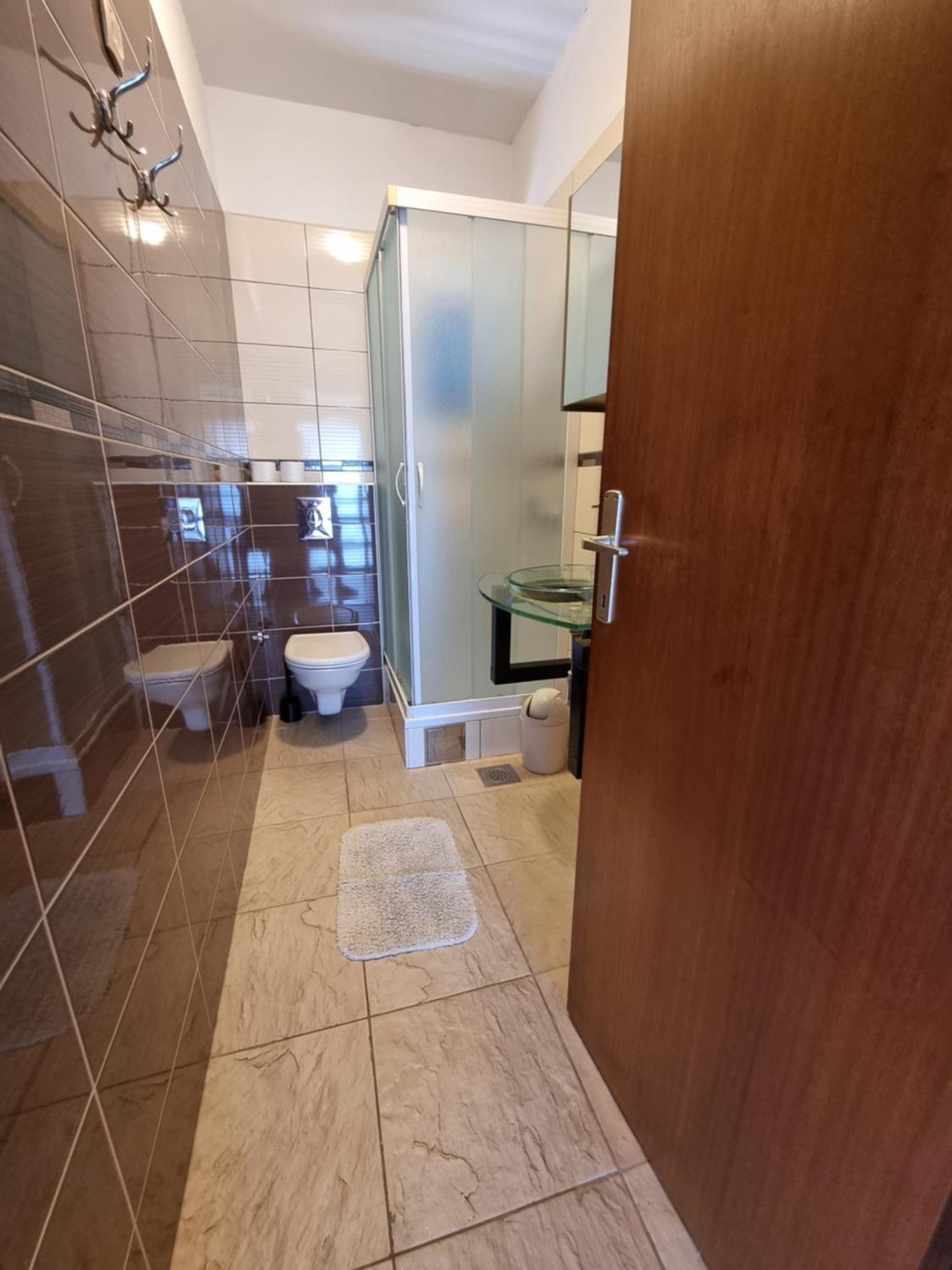 Oliva Penzión pre hostí Makarska