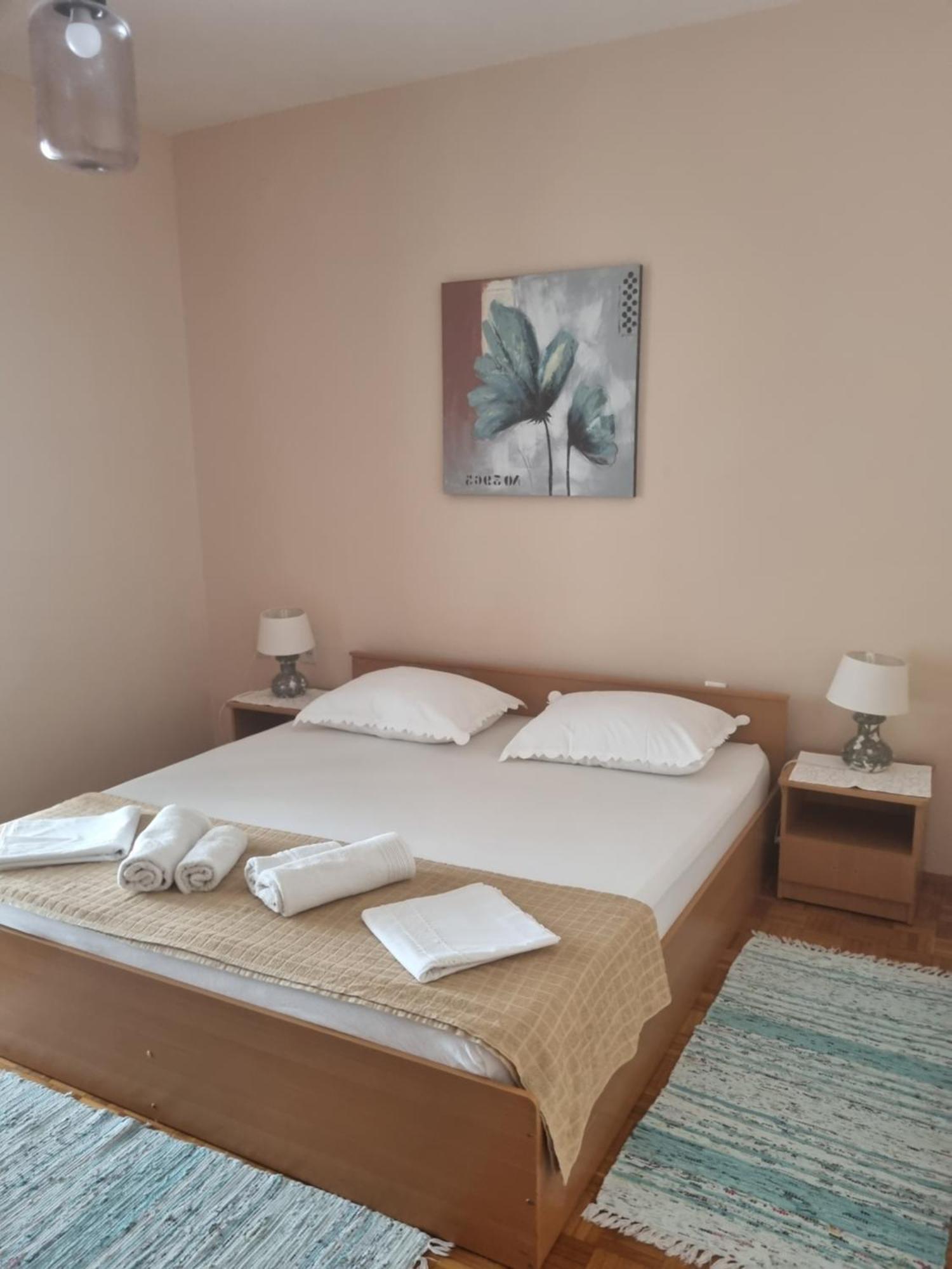 Oliva Makarska